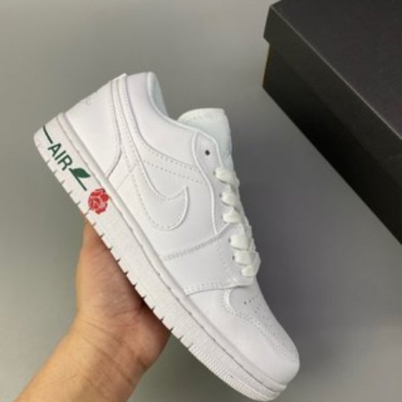 Nike Air Jordan 1 Low main image 5